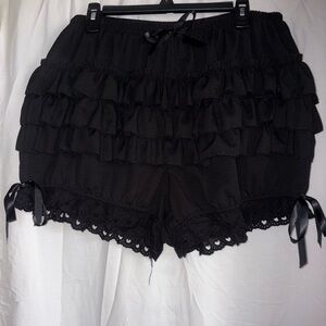 SHEIN Black Ruffled High Waist Shorts